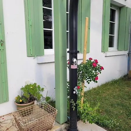 Prêt, Près Du Alojamento de Acomodação e Pequeno-almoço